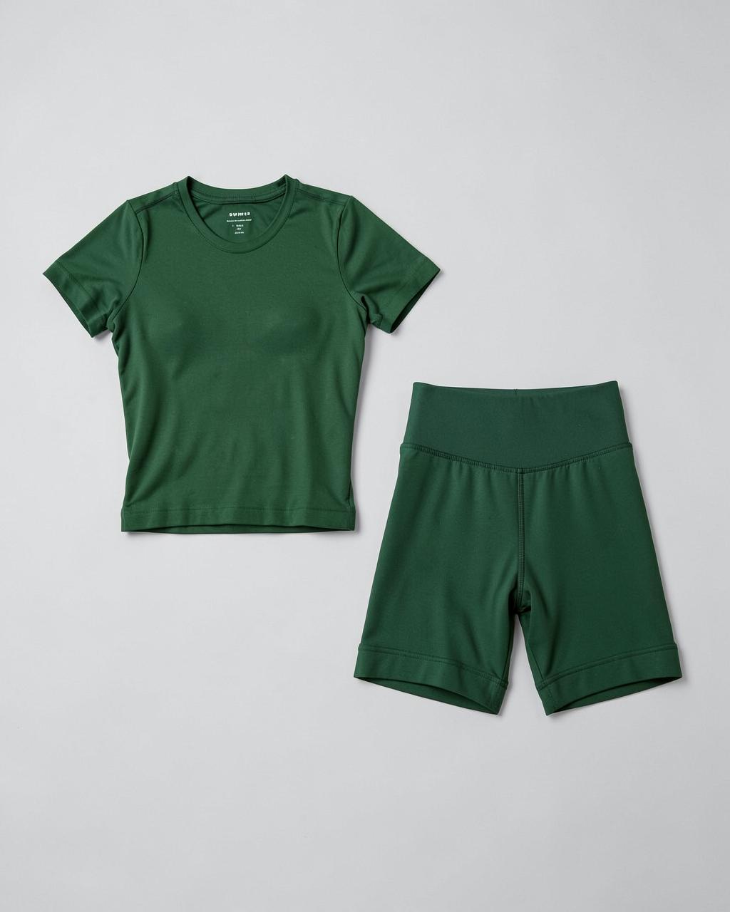 groen short, voorkant